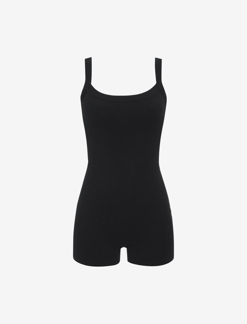 Black Sunday Onesie – Cozy & Stylish Loungewear