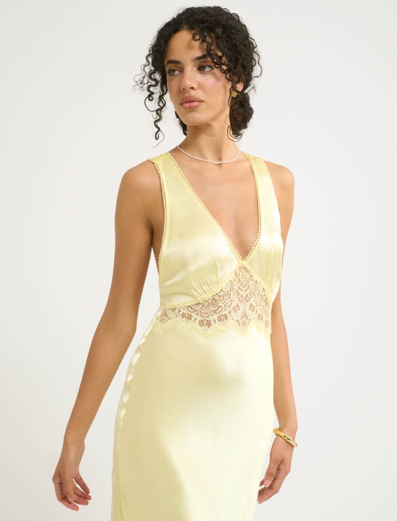 Buttercream Midi Dress for Casual Elegance